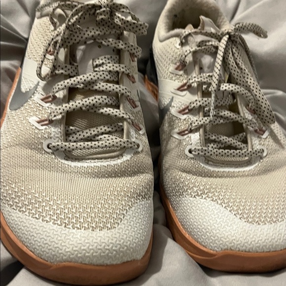 Nike Cream and Brown CrossFit Metcon 4!Athletic Shoes - Picture 6 of 6